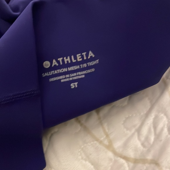 NWOT Athleta Salutation Stash Pocket II Mesh 7/8 Tight - Picture 2 of 2